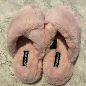 STEVE Madden Furry Slippers NWOT